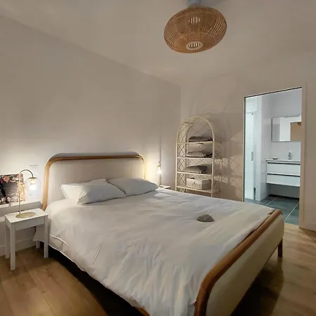 S/mer - A 150 M De La Plage, 6 Personnes, Terrasse, Garage Privatif - Centre-ville A Pied | Animaux Acceptes, Vendee بيت للعطل *